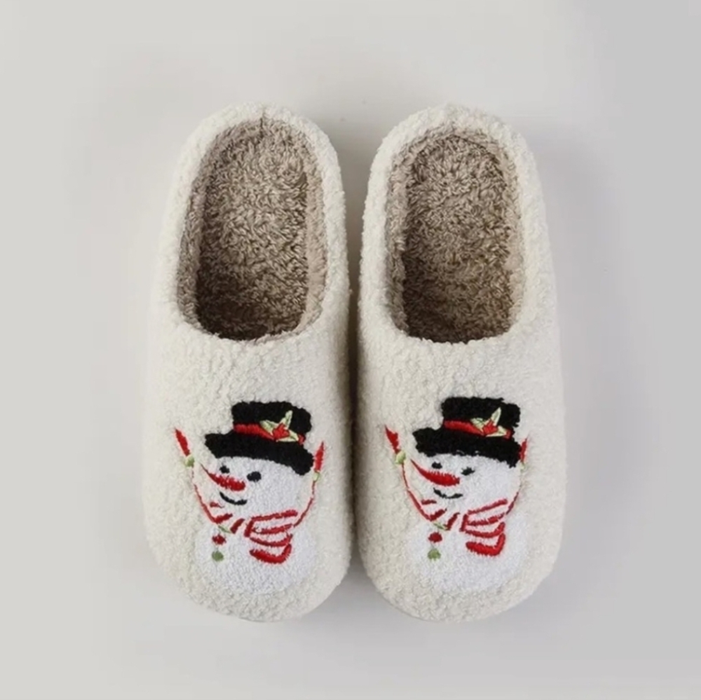New Boutique Cozy Snowman Embroidered Slippers 8 - 8.5